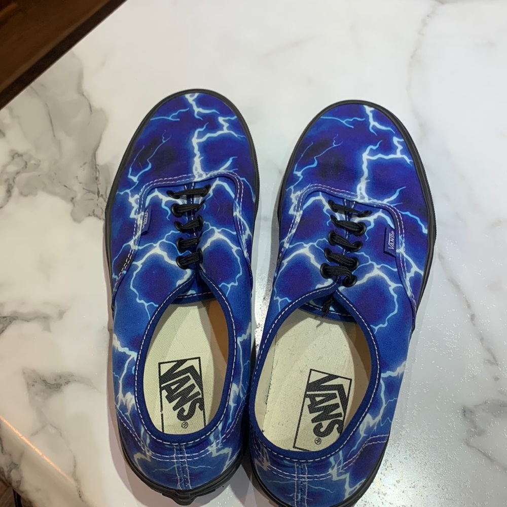 Size 9 Vans.